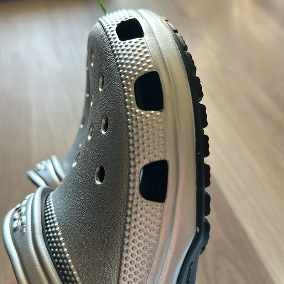 🚨Crocs IN PERFECT CONDITION ‼️😊 - Picture 4 of 4